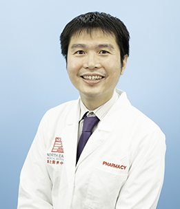 Kam Ho Luk, Doctor en Farmacia